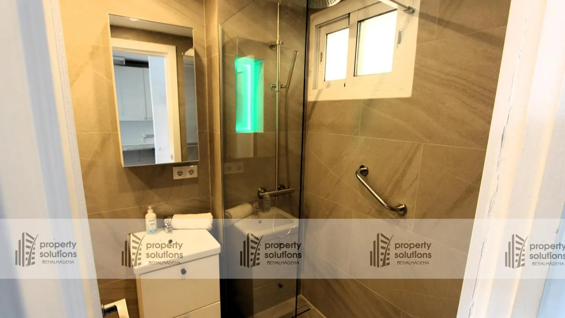 427 Estudio en Júpiter Apartamentos - Vista a la piscina, el mar y las montaña - Excelente conexión wifi Benalmádena
